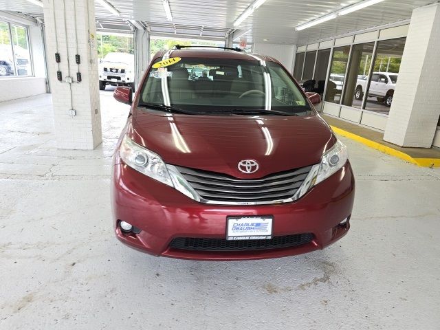 2014 Toyota Sienna 