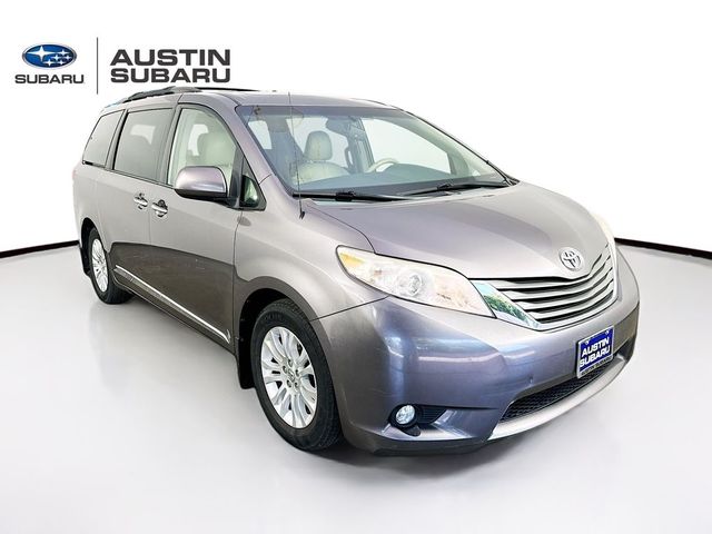 2014 Toyota Sienna 