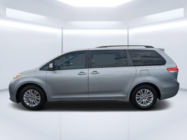 2014 Toyota Sienna XLE