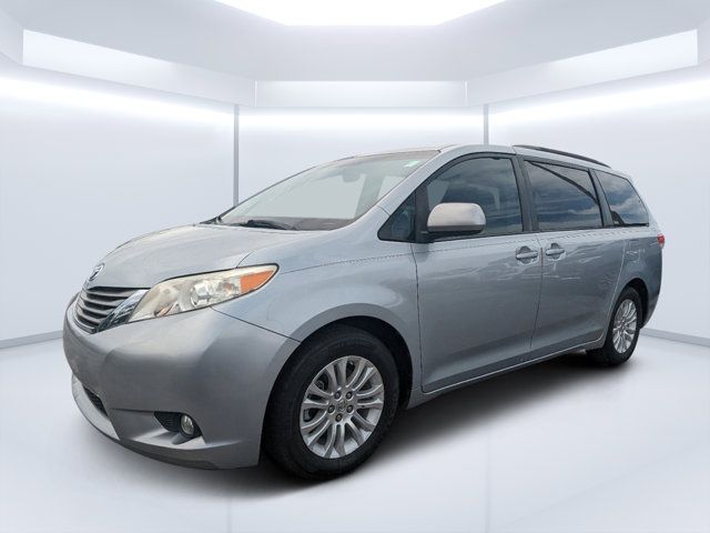 2014 Toyota Sienna XLE