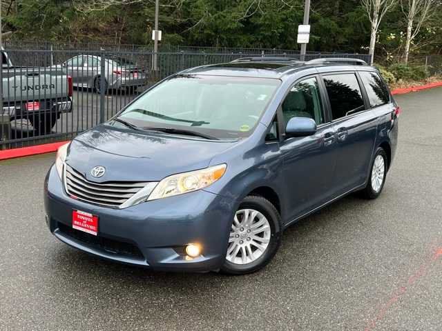 2014 Toyota Sienna XLE