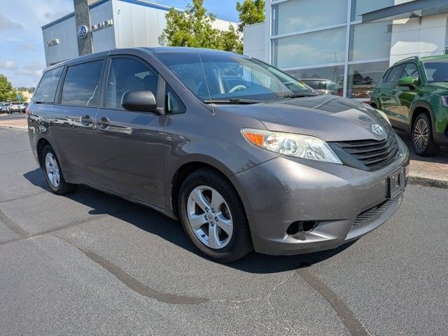 2014 Toyota Sienna L