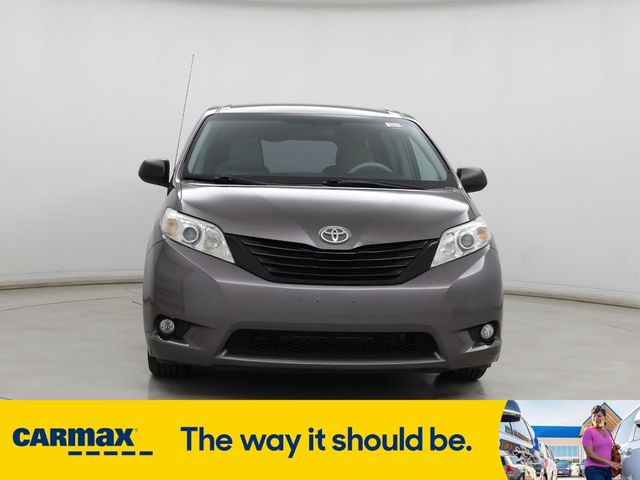 2014 Toyota Sienna L