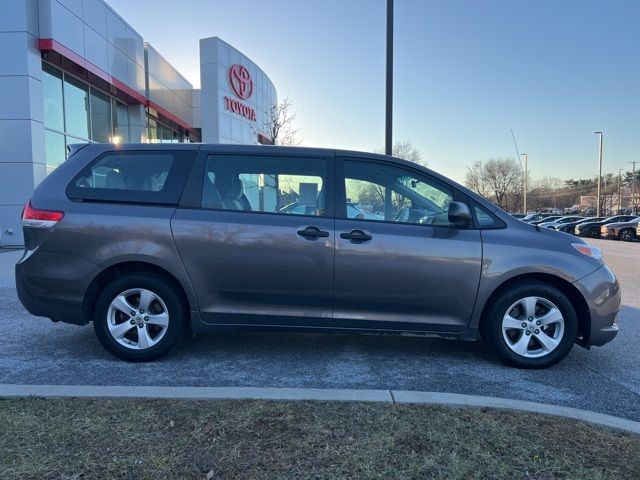 2014 Toyota Sienna L