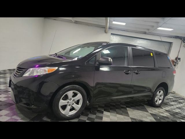 2014 Toyota Sienna L