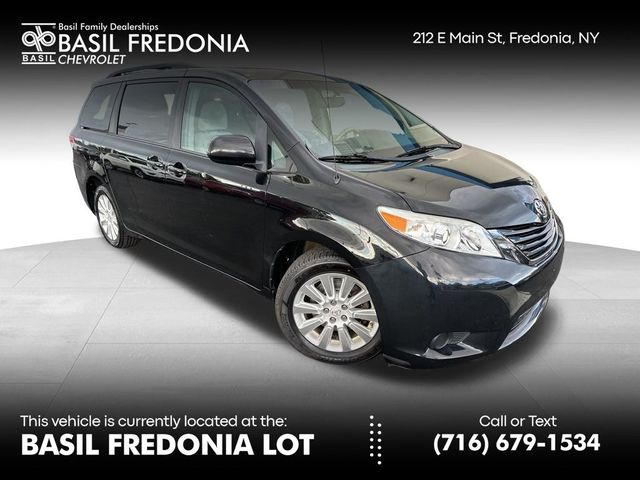 2014 Toyota Sienna LE