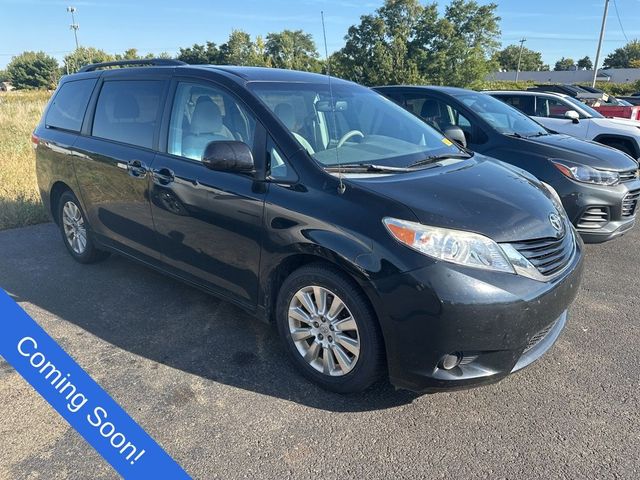 2014 Toyota Sienna LE