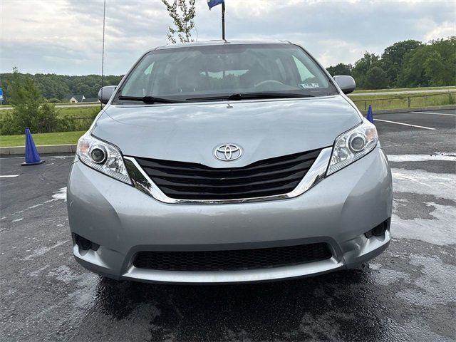 2014 Toyota Sienna LE
