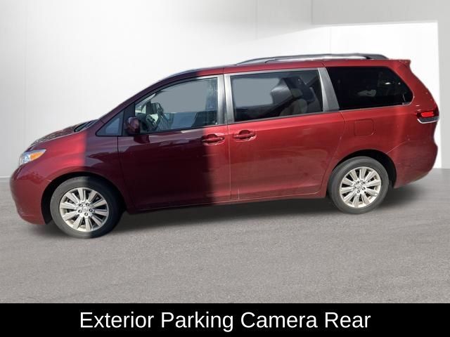 2014 Toyota Sienna LE