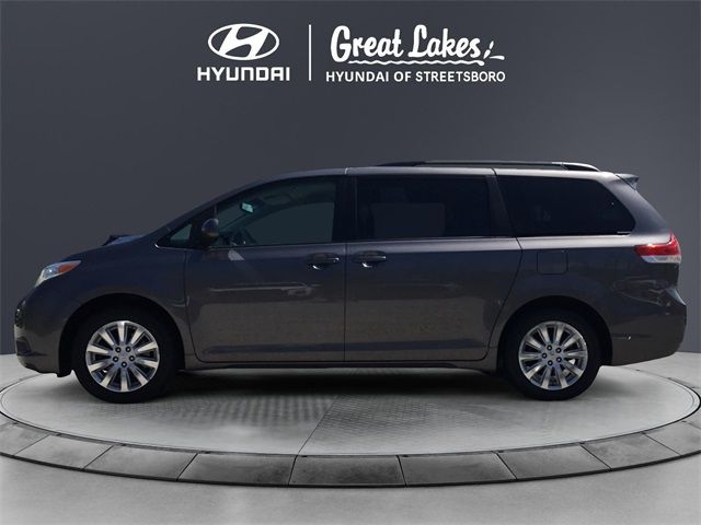 2014 Toyota Sienna LE