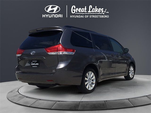 2014 Toyota Sienna LE