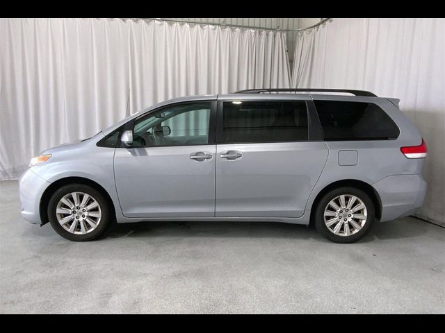 2014 Toyota Sienna LE