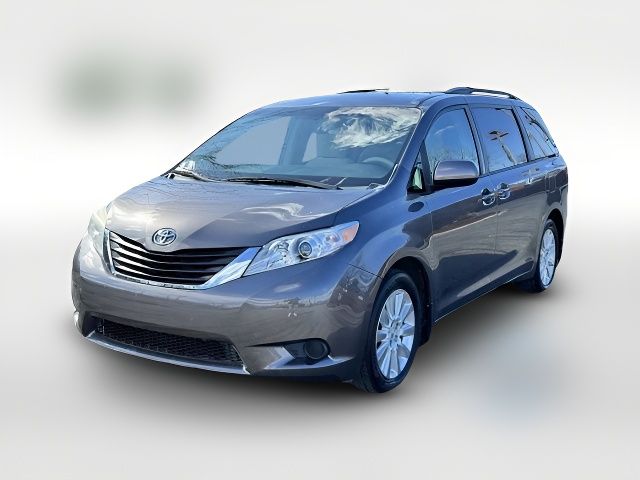 2014 Toyota Sienna LE