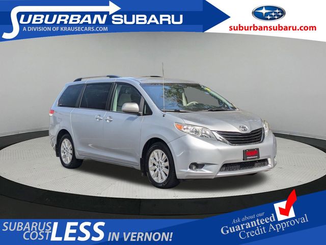 2014 Toyota Sienna LE