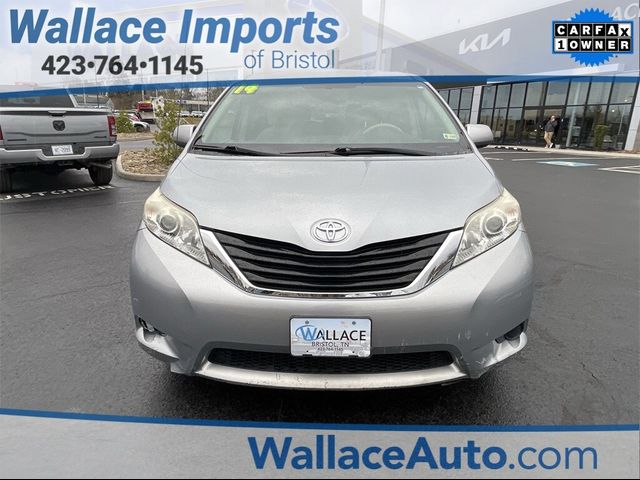 2014 Toyota Sienna LE