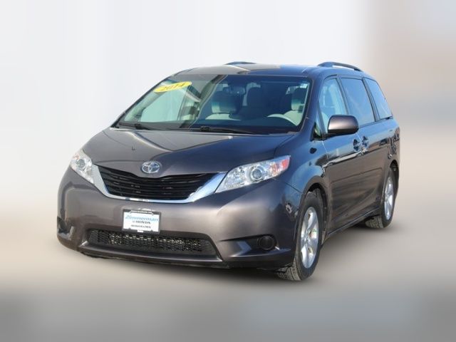 2014 Toyota Sienna LE