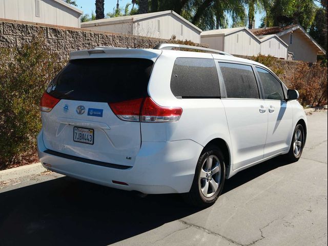 2014 Toyota Sienna LE