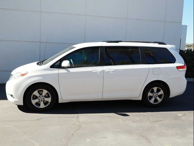 2014 Toyota Sienna LE