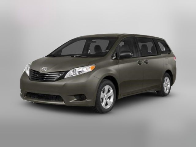 2014 Toyota Sienna LE