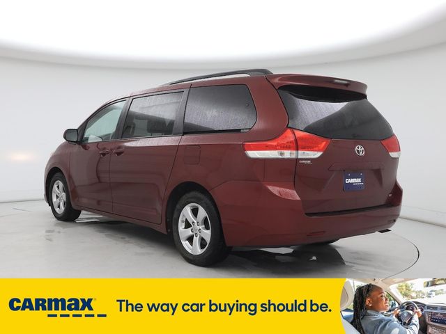 2014 Toyota Sienna LE