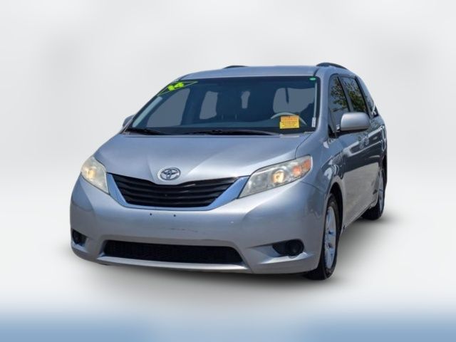 2014 Toyota Sienna LE