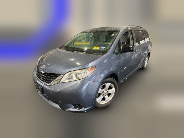 2014 Toyota Sienna LE