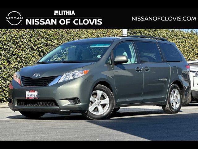 2014 Toyota Sienna LE