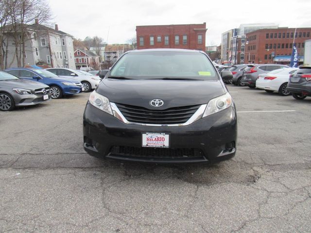 2014 Toyota Sienna LE