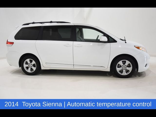 2014 Toyota Sienna LE