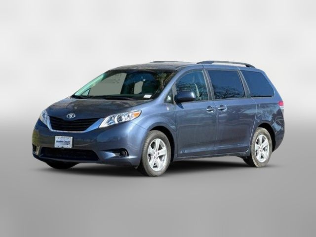 2014 Toyota Sienna LE