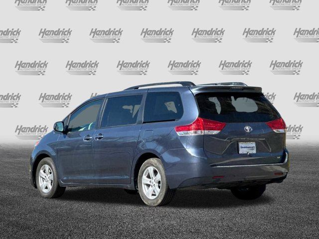 2014 Toyota Sienna LE