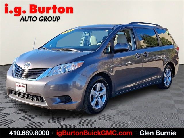 2014 Toyota Sienna LE