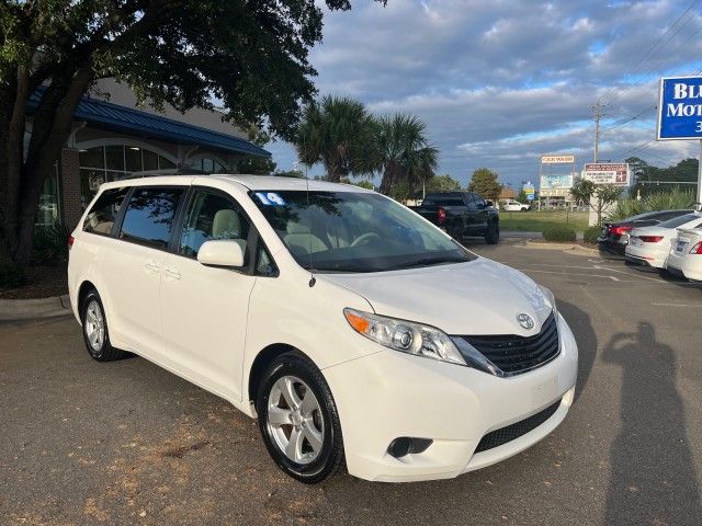 2014 Toyota Sienna LE