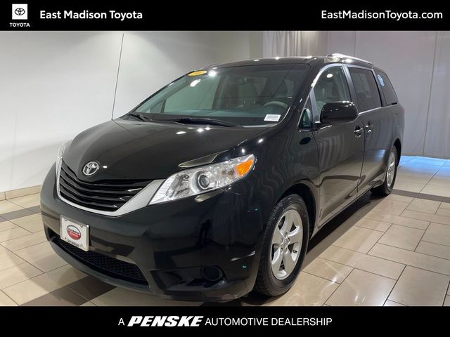 2014 Toyota Sienna LE