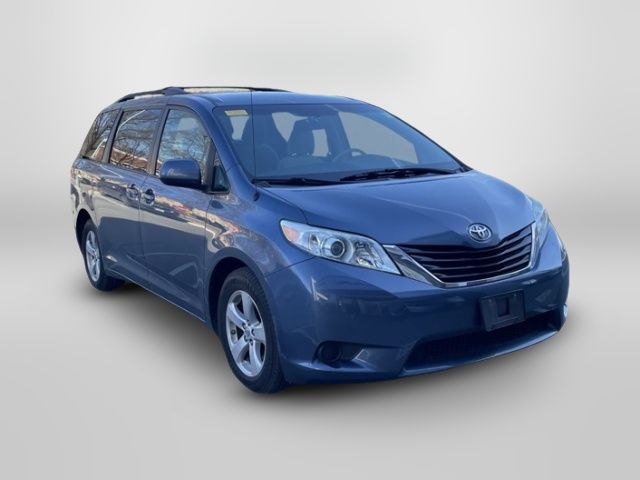 2014 Toyota Sienna LE