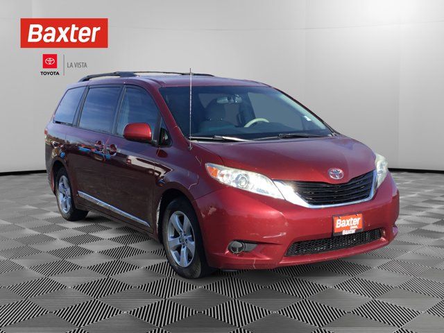 2014 Toyota Sienna LE