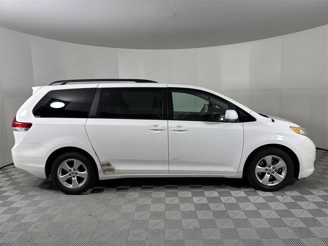 2014 Toyota Sienna LE