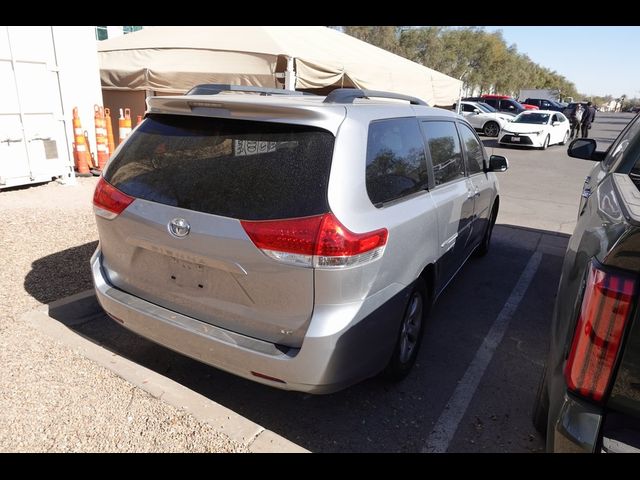 2014 Toyota Sienna 