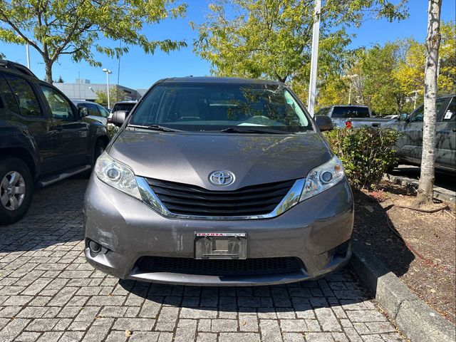 2014 Toyota Sienna LE