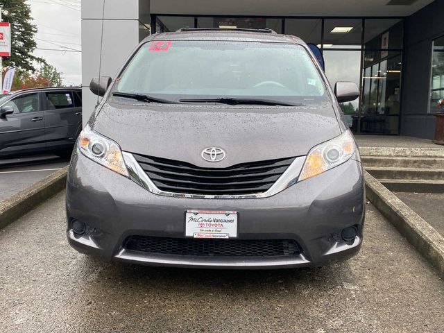 2014 Toyota Sienna LE