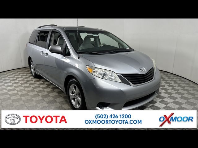 2014 Toyota Sienna LE