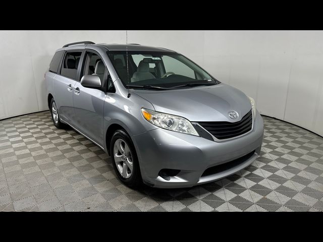 2014 Toyota Sienna LE