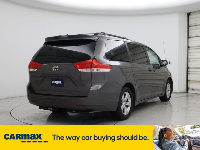 2014 Toyota Sienna LE