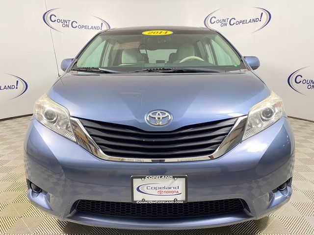 2014 Toyota Sienna LE