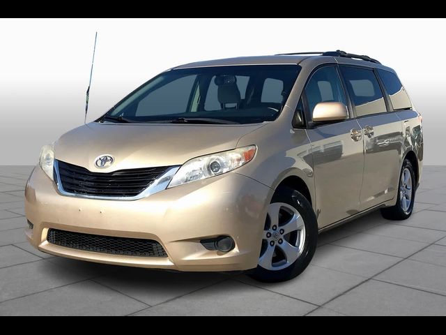 2014 Toyota Sienna LE