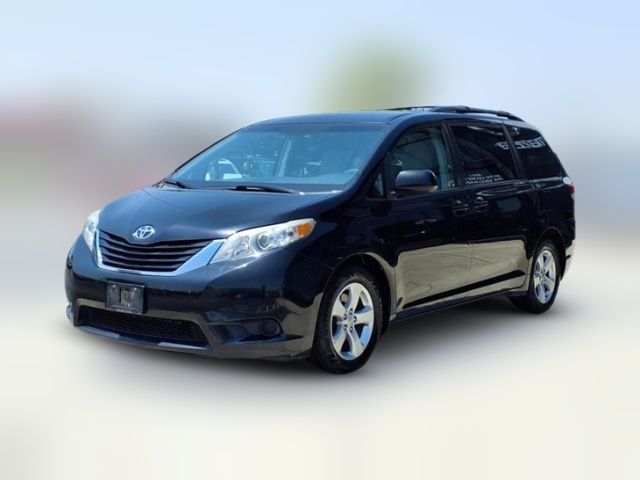2014 Toyota Sienna LE