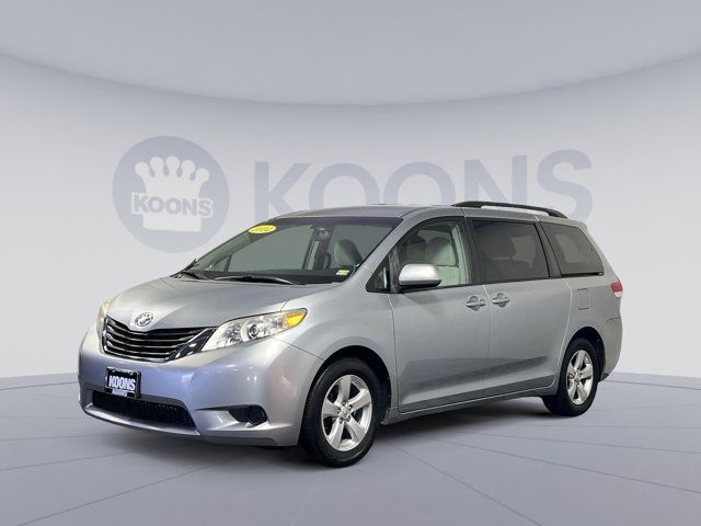 2014 Toyota Sienna LE