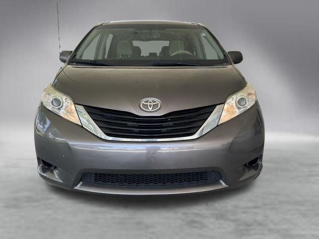 2014 Toyota Sienna LE