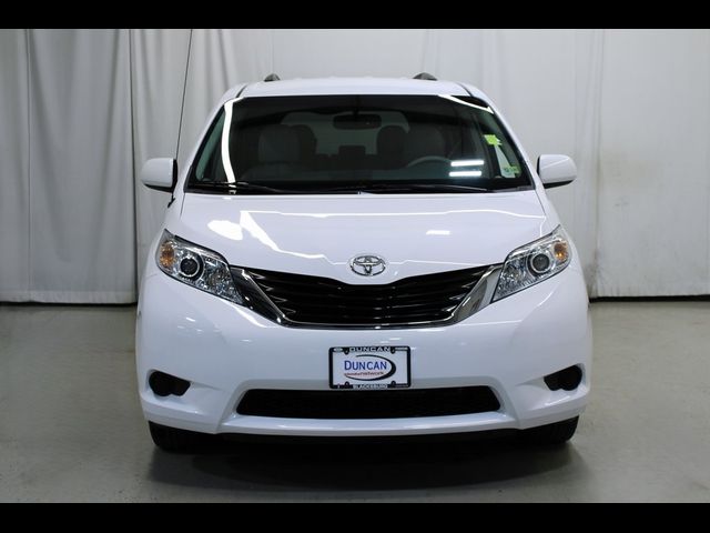 2014 Toyota Sienna 