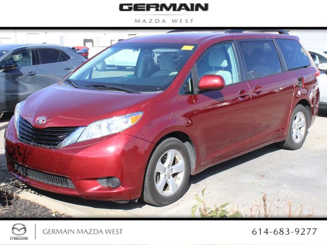 2014 Toyota Sienna LE